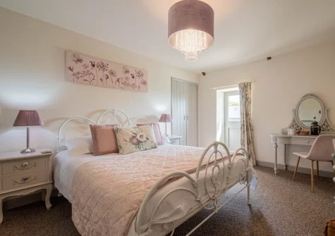 Bedroom #1 at Rose Cottage at Higher Worthyvale Farm, Camelford
