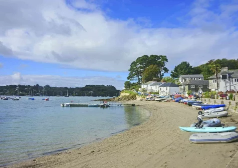 In the summer months catch the ferry over to Helford Passage Beach, best known for the welcoming 300-year-old inn that sits above the beach