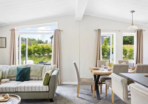 The living area at Rose Lodge, 21 Roadford Lake Lodges, Broadwoodwidger