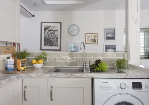 The kitchen at Roseland Cottage, Perranwell Station