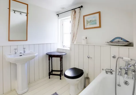 The bathroom at Rosemayne, Rock