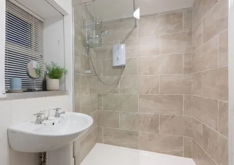 The shower room at Roseneath, St Agnes