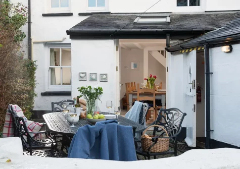 The patio & alfresco dining area at Roseneath, St Agnes