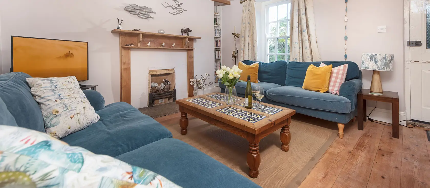 Roseneath, St Agnes is a charming 4-bedroom Cornish cottage with period features and modern comfort. Enjoy cosy living spaces, cottage gardens, inglenook fireplace, and easy access to stunning Trevaunance Cove and dramatic coastal paths.
