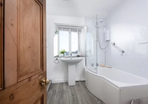 The bathroom at Rosevean, Marazion
