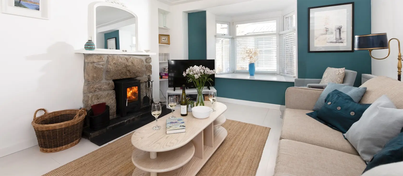 Rosevean, Marazion is a lovely three-bedroom cottage with a charming garden, close to St Michael's Mount. Nestled in a serene corner of the village, a stone's throw from the beach, it offers a peaceful and well-appointed retreat for family vacations.