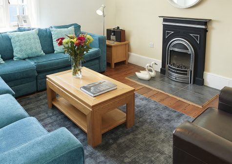 Round Island, Lizard Lighthouse is a four bedroom two bathroom cottage within the lighthouse complex with sea views. Fully modernised, it has a large dining kitchen and comfy sitting room with fireplace. Coastal walks, sandy coves, shops & pubs are nearby.
