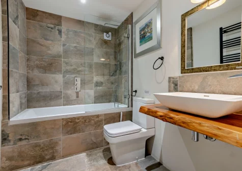 Bedroom #3 en-suite bathroom at Roundhouse Mill, St Issey