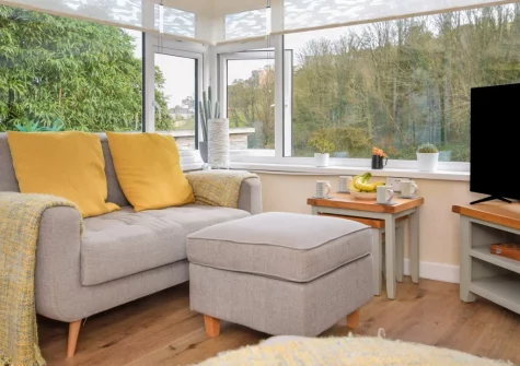 The living room at Safe Harbour, Mevagissey