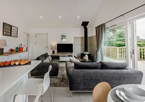 The living area at Salcombe Lodge, Marldon