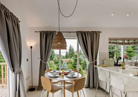 The dining area at Salcombe Lodge, Marldon