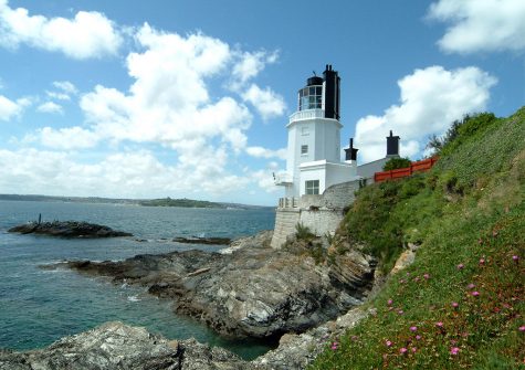 Sally Port Cottage at St Anthony's Lighthouse is situated at the furthest point of the beautiful Roseland Peninsula