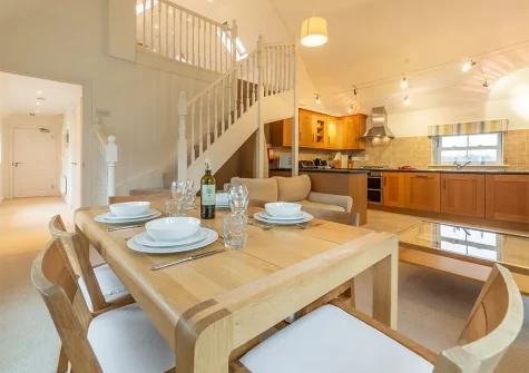 The dining area at Saltings Loft Apartment 2, Lelant