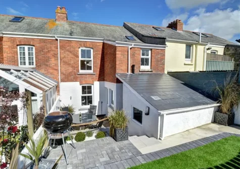 The rear patio, barbecue & alfresco dining area at Samphire House, Padstow