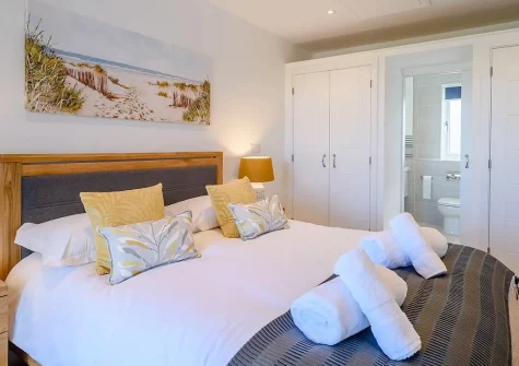 Bedroom #1 at Sandbars, Instow