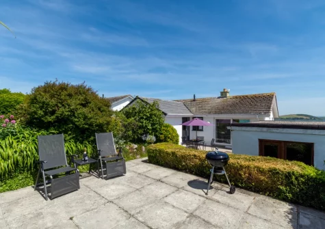 The patio & outdoor sitting area at Sandbars, Padstow