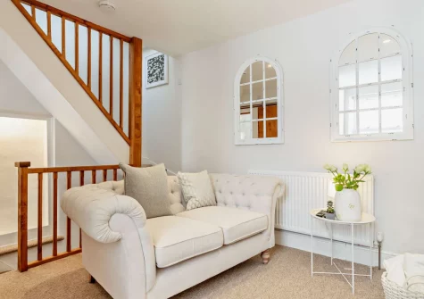 The living area at Sanderling Cottage, Looe