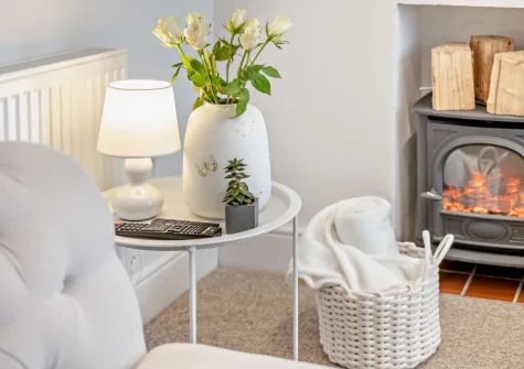The living area at Sanderling Cottage, Looe