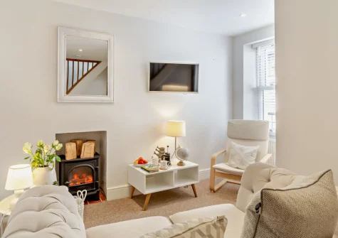 The living area at Sanderling Cottage, Looe