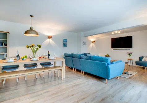 The living & dining area at Sandpiper, Padstow