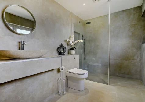 Bedroom #1 en-suite shower room at Sandpipers, Downderry