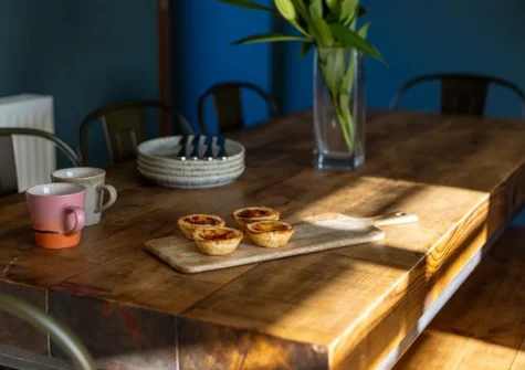 The dining area at Sandseekers Barn, Mawgan Porth