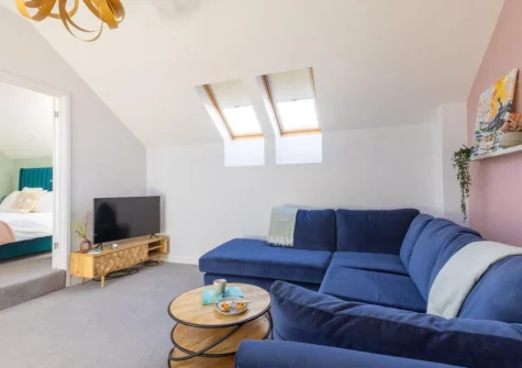 The third floor living area at Sandseekers Barn, Mawgan Porth