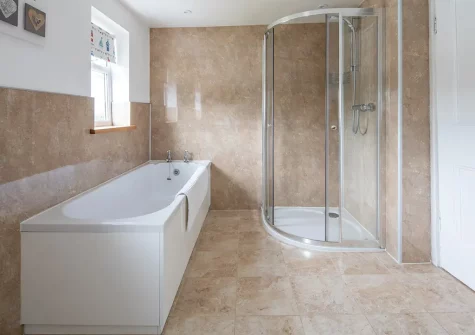 The bathroom at Sandy Cove, Portmellon