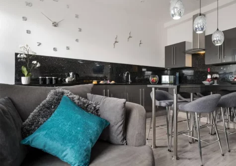 The living & dining area at Sandybanks, Torquay