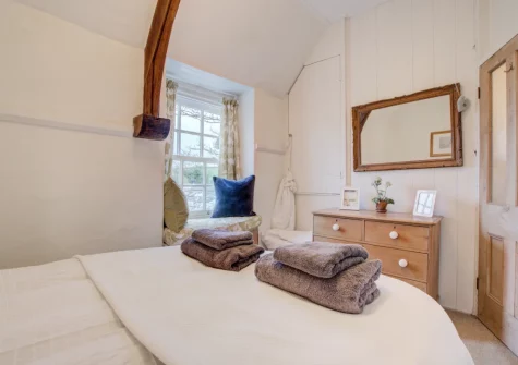 Bedroom #1 at School Cottage, Little Petherick