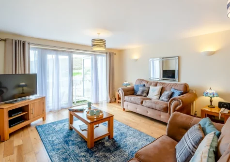The living area at Schooner's, Mortehoe