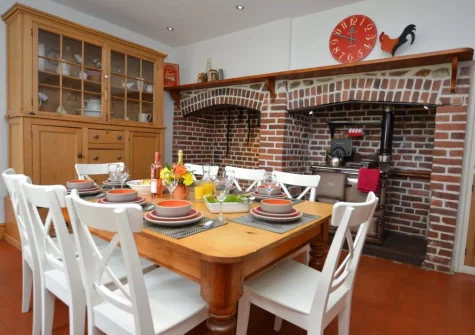 The kitchen & dining area at Scorsham Farm, Stratton