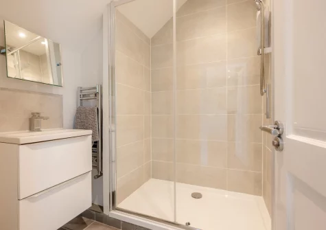 The shower room at Sea Aster, Looe