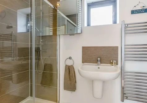 Bedroom #2 en-suite shower room at Sea Breeze, Westward Ho!