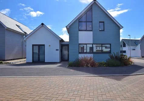 Sea Breeze is perfect for families and a great base to explore North Devon coastline