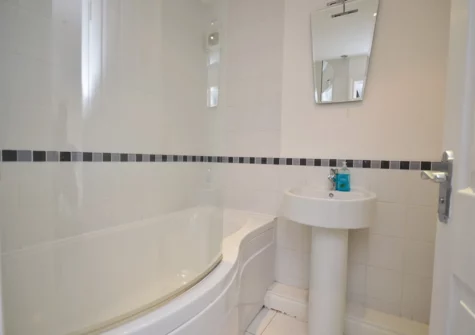 The bathroom at Sea Captains Lodge, Plymouth