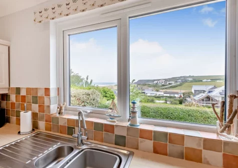 The kitchen at Sea Escape, Widemouth Bay