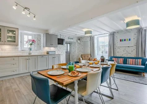 The kitchen & dining area at Sea Foam House, Ilfracombe