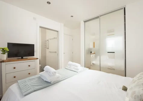 Bedroom #1 at Sea Gem, Morcliff, St Agnes