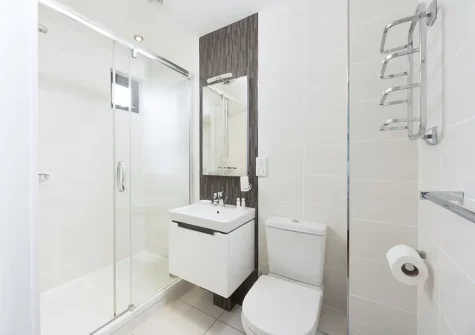 Bedroom #1 en-suite shower room at Sea Gem, Morcliff, St Agnes