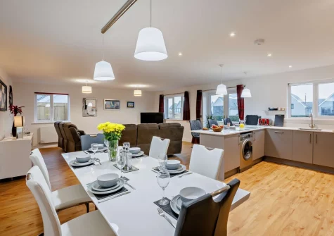 The dining area at Sea Haze Number 6, Westward Ho!