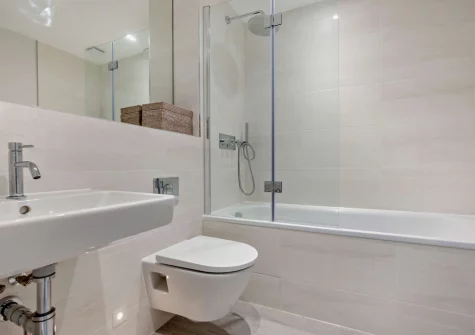 The bathroom at Sea-Holly, Harlyn