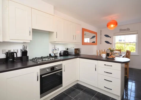 The kitchen at Sea Pink Cottage, Newquay