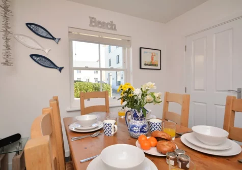 The dining area at Sea Pink Cottage, Newquay