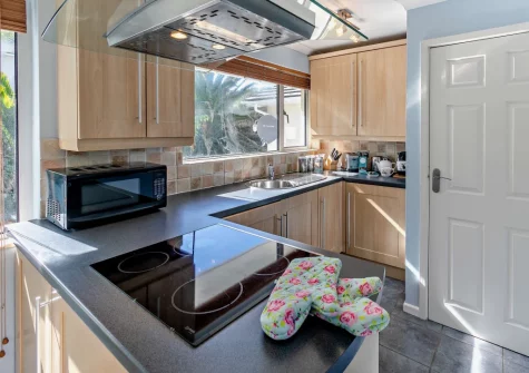 The kitchen at Sea Sparkle, Newquay