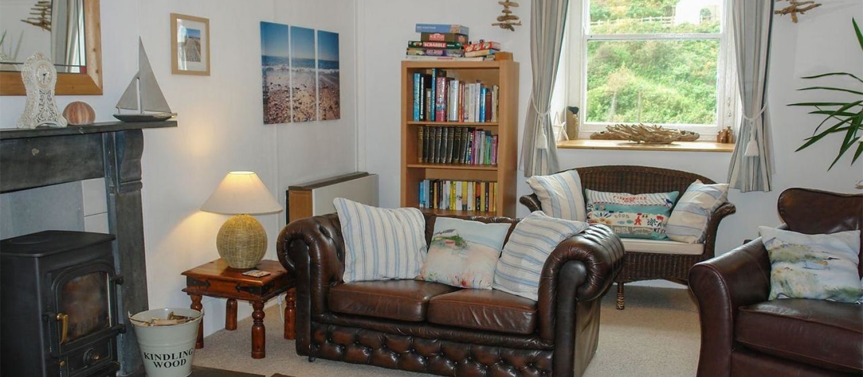 Sea Thrift, St Agnes is a four bedroom ground floor apartment minutes from sandy beach & awardwinning pub. Surprisingly spacious accommodation, modern furnishings, woodburner, off-road parking & secret garden with summer house make this a top choice.