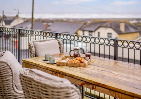 The balcony & alfresco dining area at Sea Vista Apartment, Westward Ho!