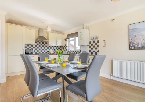 The dining area at Seabreeze Retreat, St Merryn