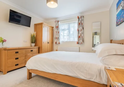 Bedroom #1 at Seabreeze Retreat, St Merryn