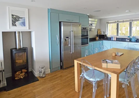The kitchen & dining area at SeaEsta, Portreath